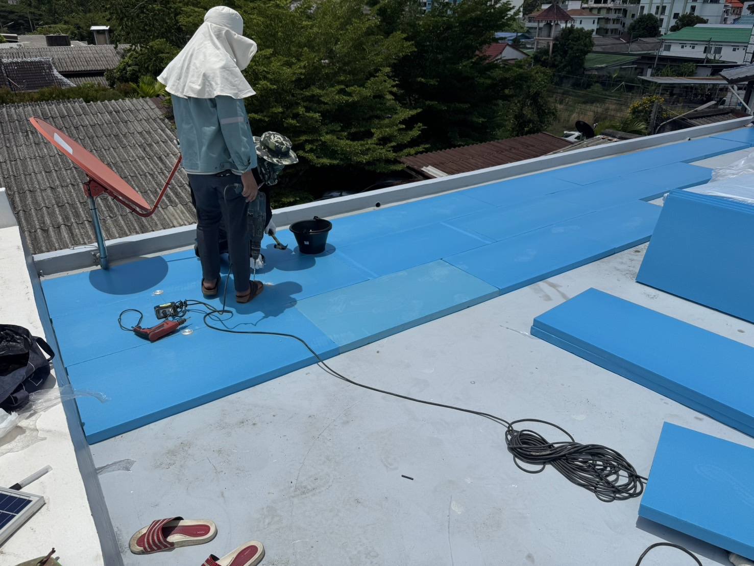 ขั้นตอนการติดตั้งแผ่น XPS Foam เอทีโฟม บนพื้นดาดฟ้าคอนกรีต